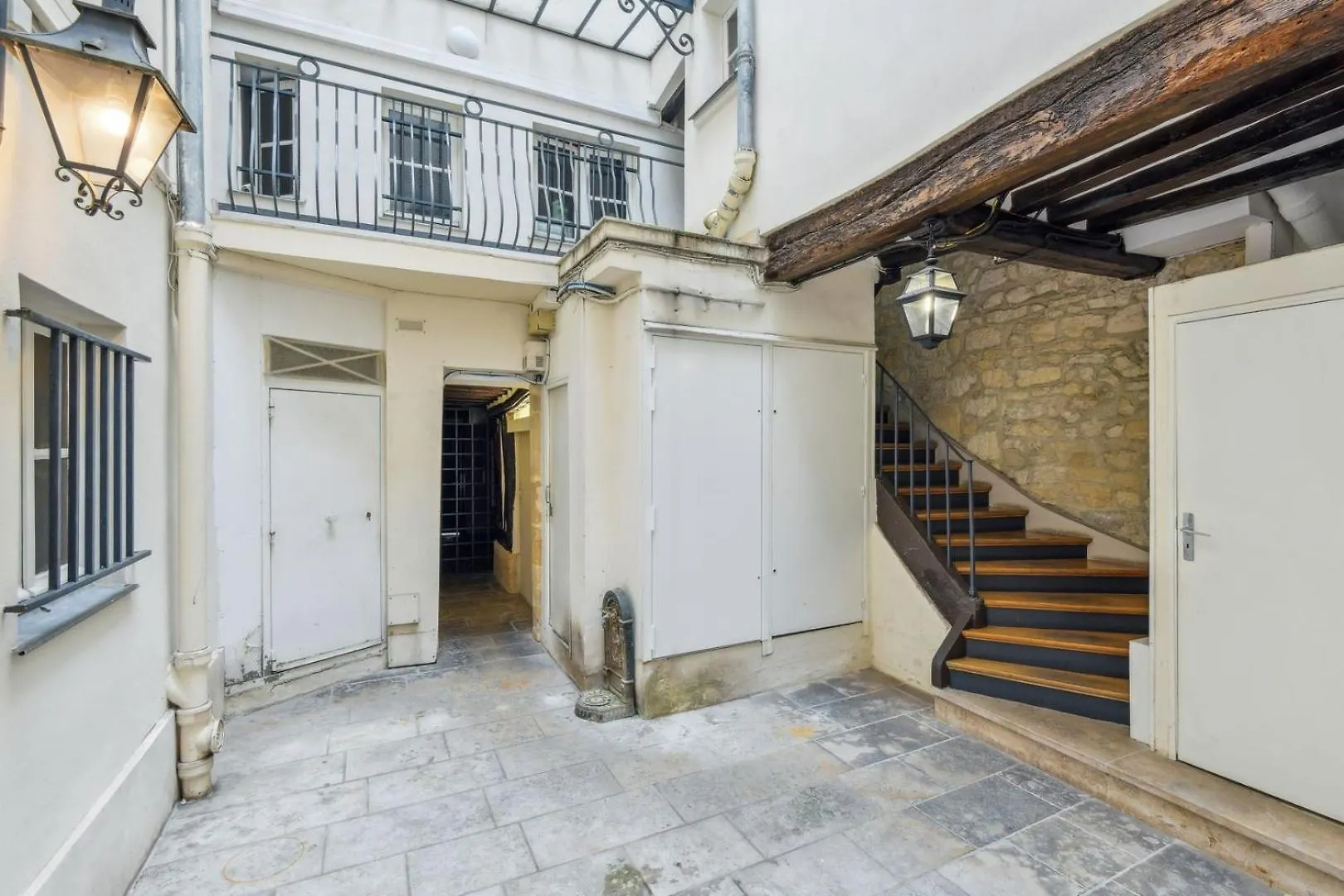 Bnbnook - Cozy Studio - Walk To Notre-Dame & Seine Paris Apartment